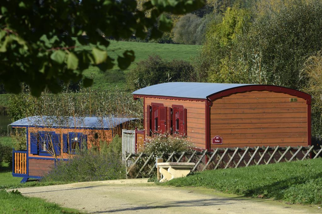 Les Roulottes & Cottages Du Moulin Chenillé-Changé Pokoj fotografie